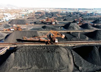 Coal Prices Hit Two-Month Low Despite China’s Import Surge as India Pulls Back