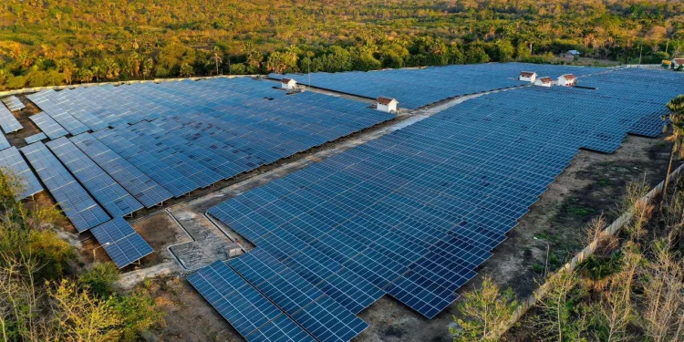 Indonesia Benchmarks UAE, Saudi Arabia to Drive 100 GW Solar Expansion 1 Indonesia Benchmarks UAE, Saudi Arabia to Drive 100 GW Solar Expansion