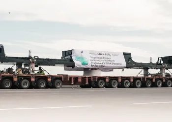 Indonesia Expands Rail Exports to Australia with New Locomotive Shipment
