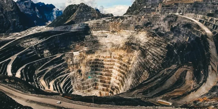 Freeport’s Grasberg Recovery: 21 Tonnes of Gold Target in 2026 1 Freeport’s Grasberg Recovery: 21 Tonnes of Gold Target in 2026