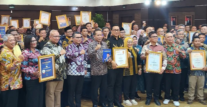 Kana Cooperative Wins Two National Awards for Economic and Social Impact