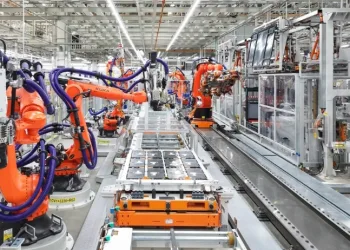 Battery Race Redefines Global Economic Power