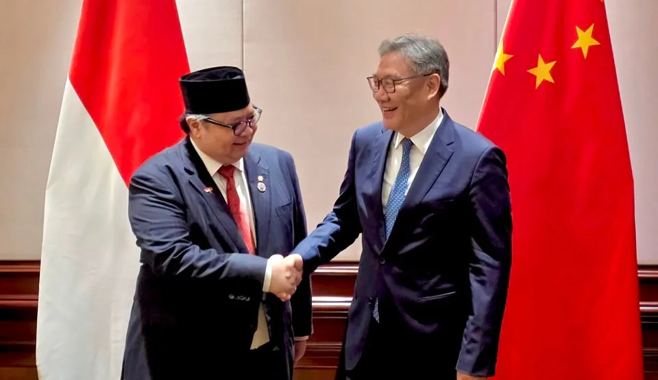 Indonesia–China Advance Strategic Partnership for Asia’s Future Economy 2 Indonesia–China Advance Strategic Partnership for Asia’s Future Economy 1