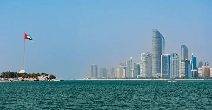 UAE Defies Crisis, Economy Stands Strong 1 UAE Defies Crisis, Economy Stands Strong