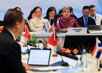 China-Philippines Clash Rocks ASEAN Over South China Sea