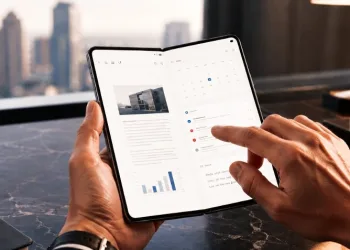 AI Becomes Everyday Tool as Samsung Reports Surge in Foldable Use
